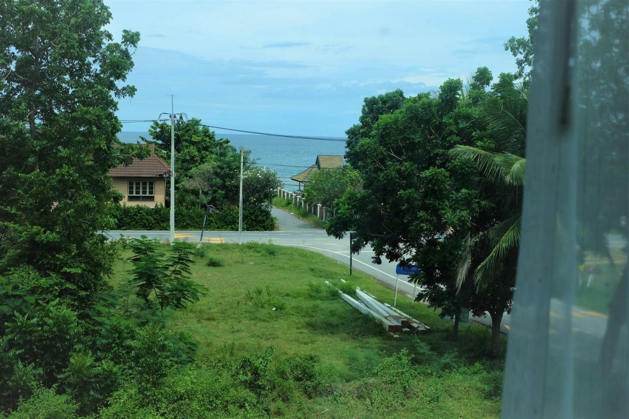 Rublom Chomview Pranburi Aparthotel Ban Nong Sua  Exterior photo