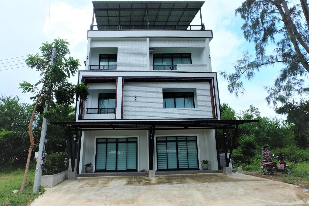 Rublom Chomview Pranburi Aparthotel Ban Nong Sua  Exterior photo